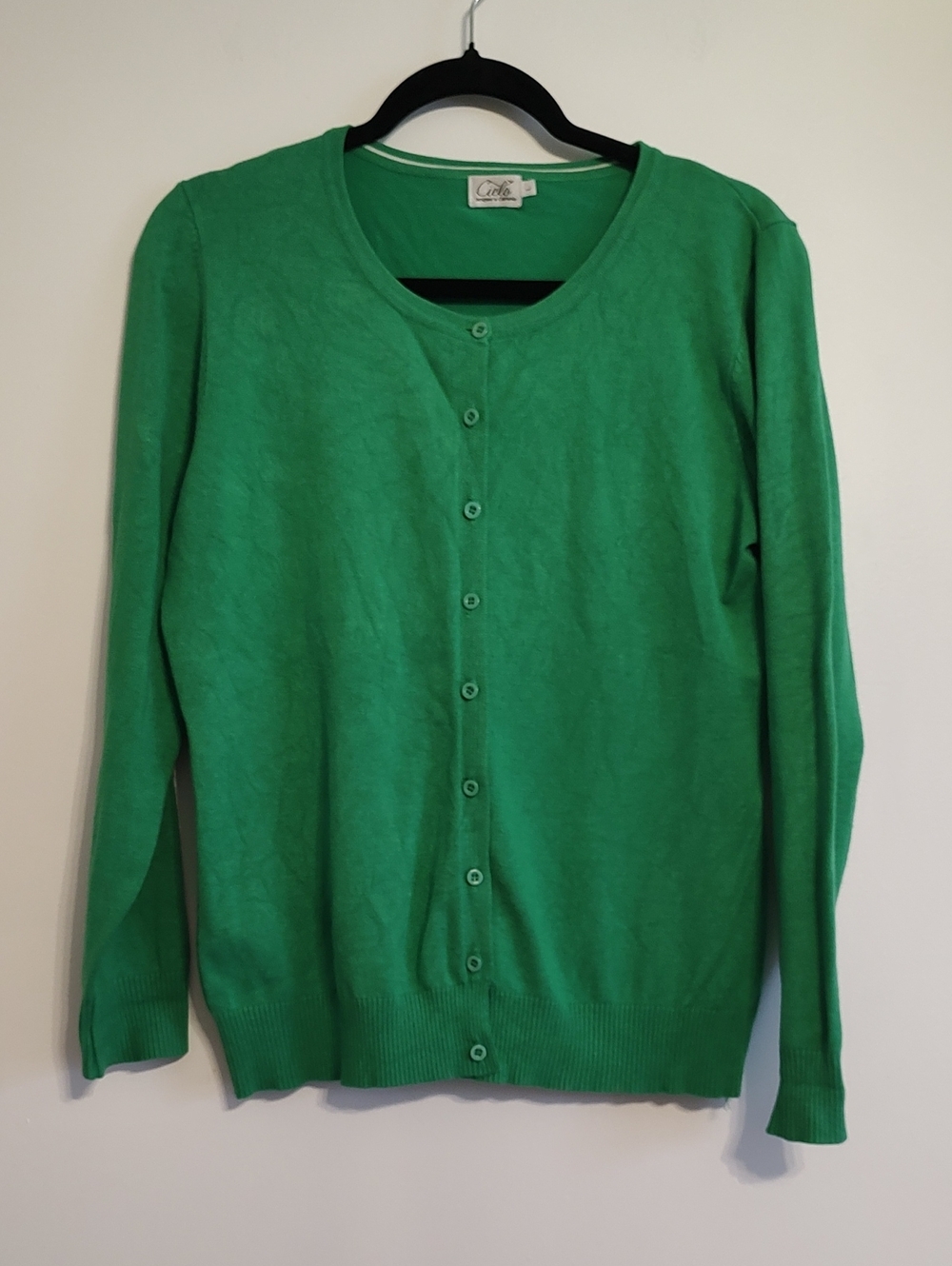 Cielo Kelly Green Button-Up Crewneck Cardigan